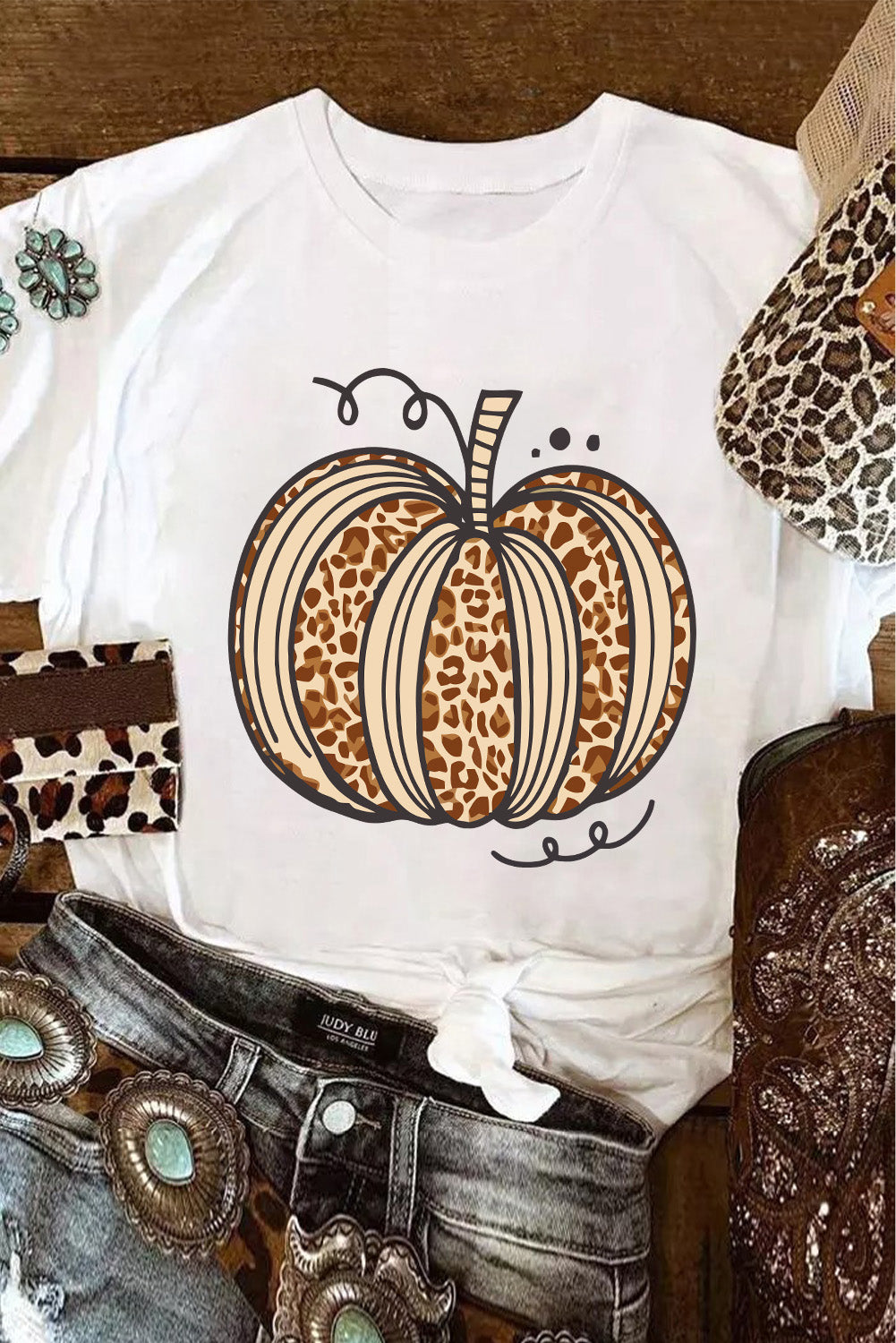 White Leopard Pumpkin Graphic Crewneck T Shirt