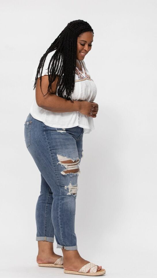 Judy Blue Mid Rise Straight Leg Distressed Jeans