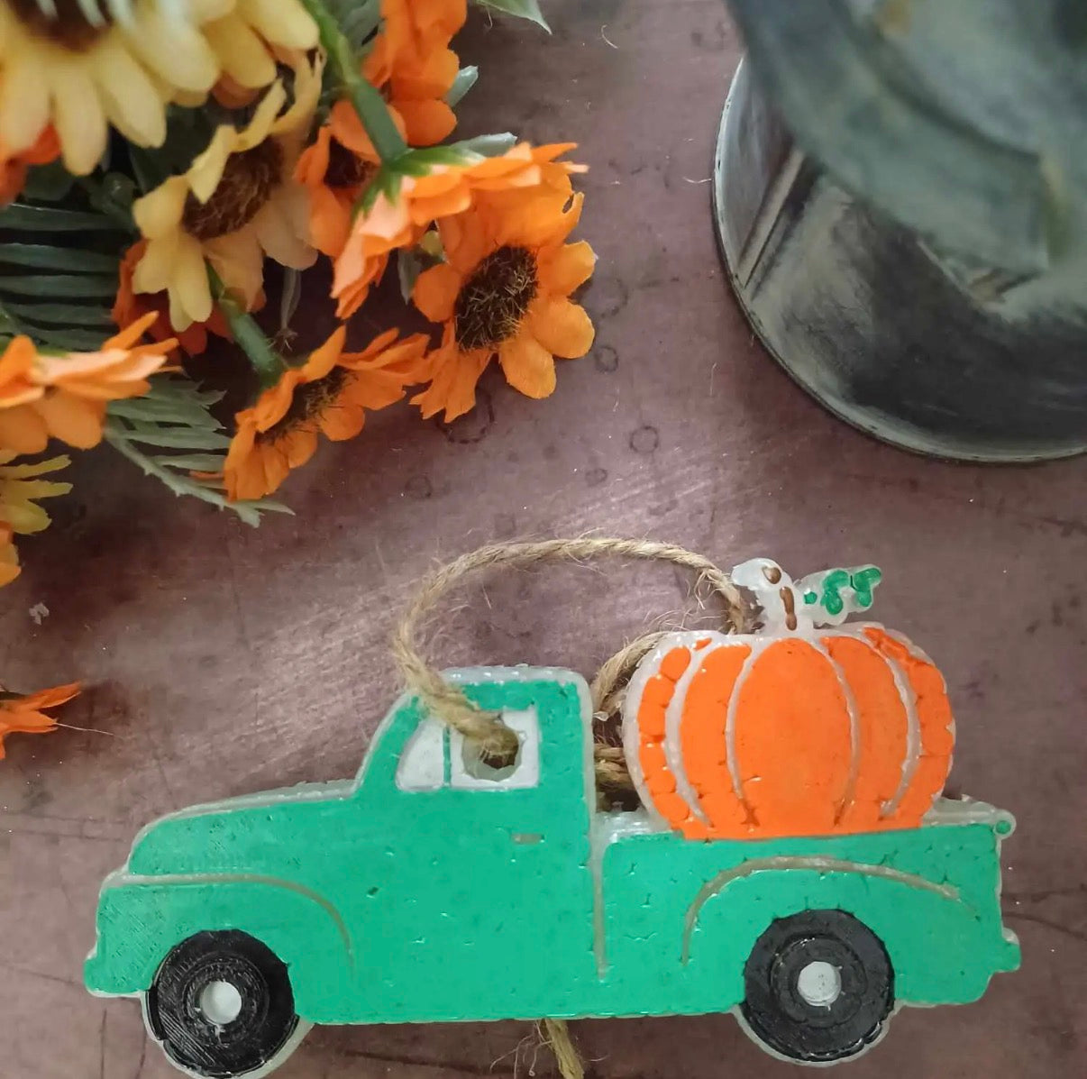 Truck With Pumpkin Freshie